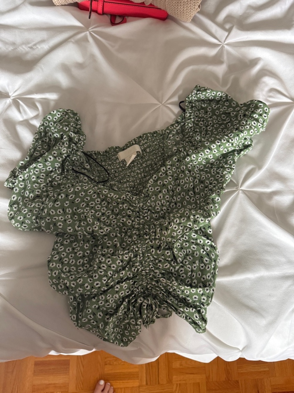 H&M Green Floral Ruched Puff-Sleeve Blouse